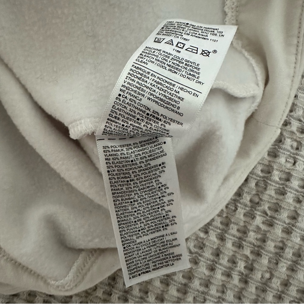 Athleta Women's Retroplush Cocoon Hoodie - Picture 7 of 8